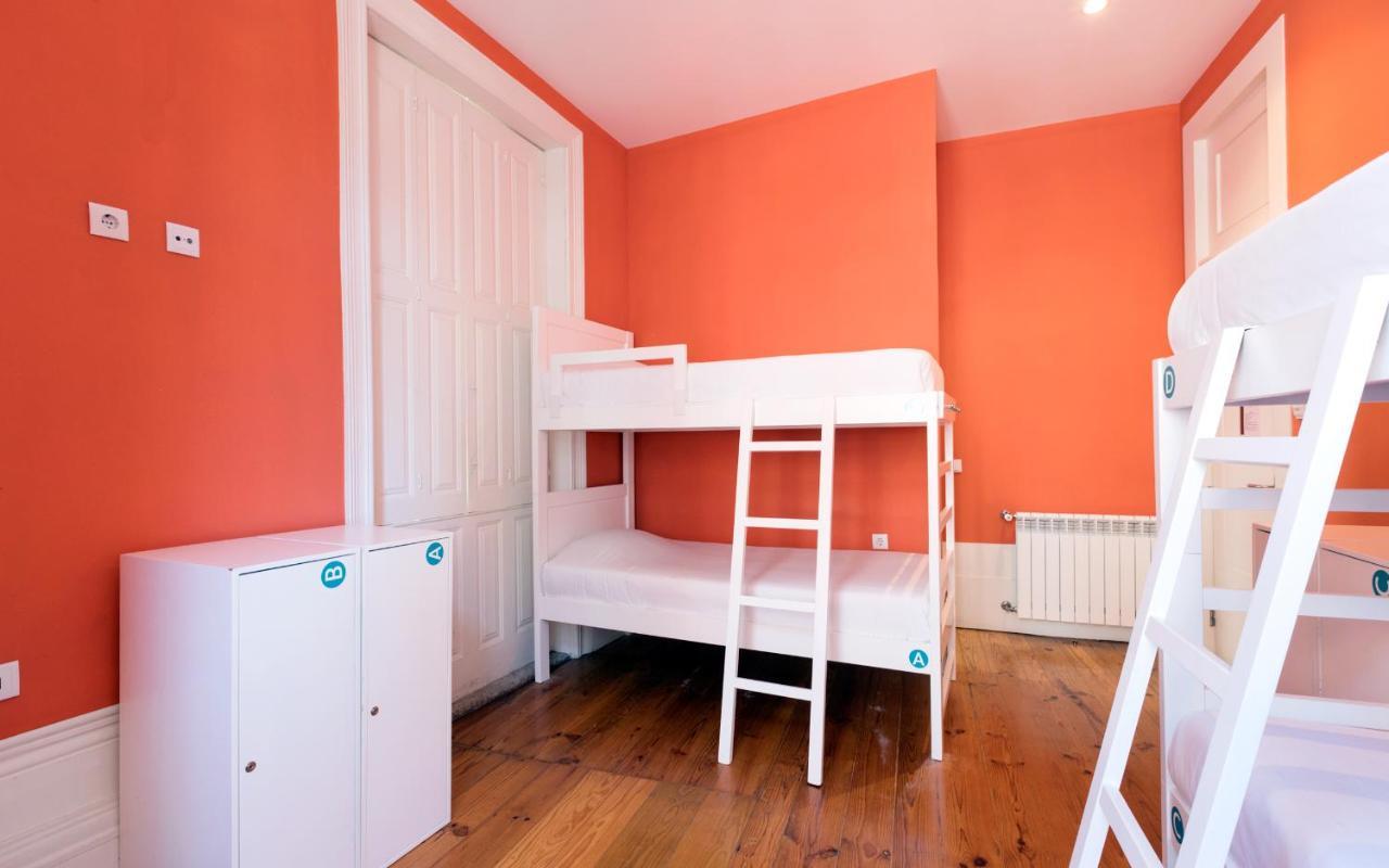 Bed 4-Bed Mixed Dormitory Room