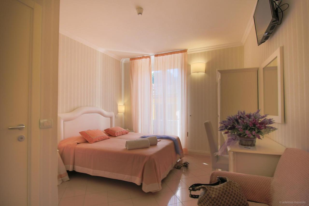 Quarto Duplo