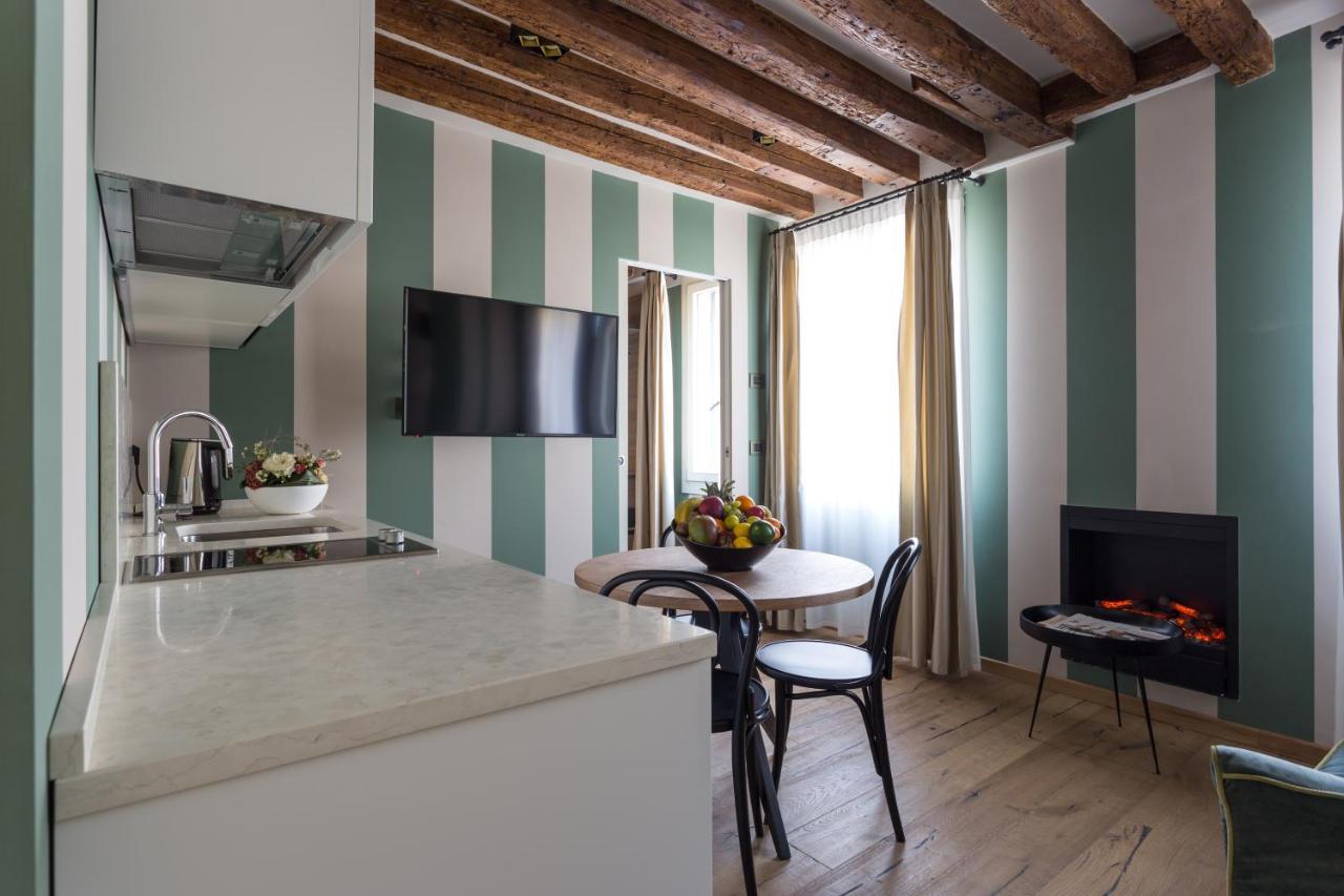 One Bedroom Apartment - Annex,736625458:JPEG