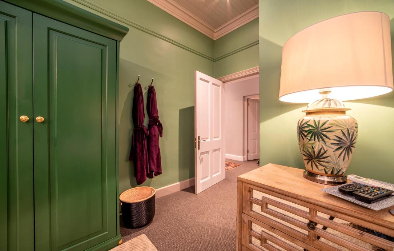 Luxury Room