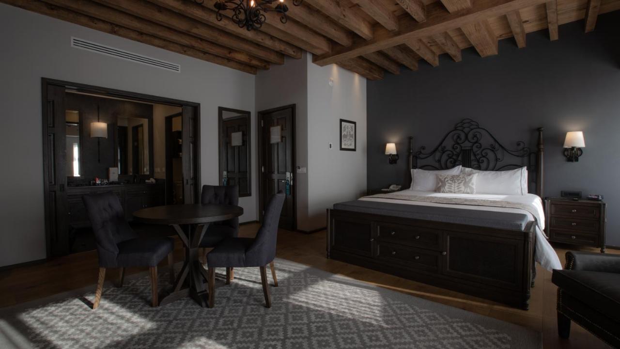 Junior Suite City View