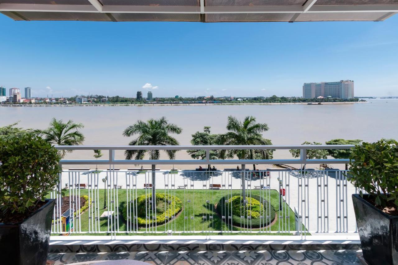 Penthouse Suite