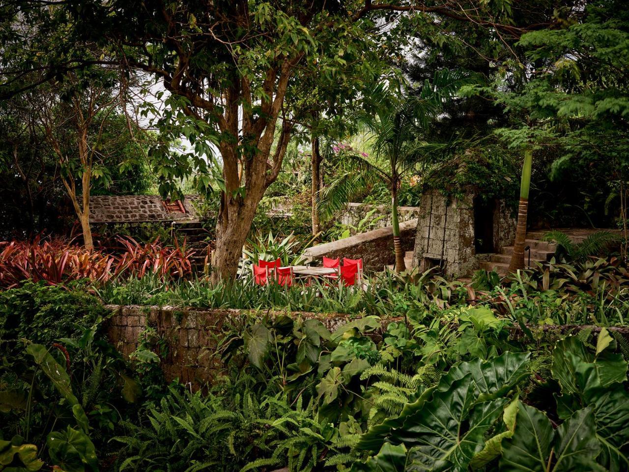 Casa Rústica - Vista Jardim