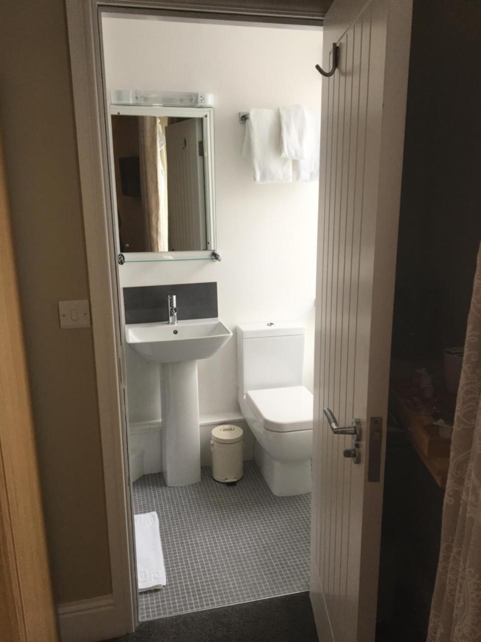 Standard Double Room,1541797561:JPEG