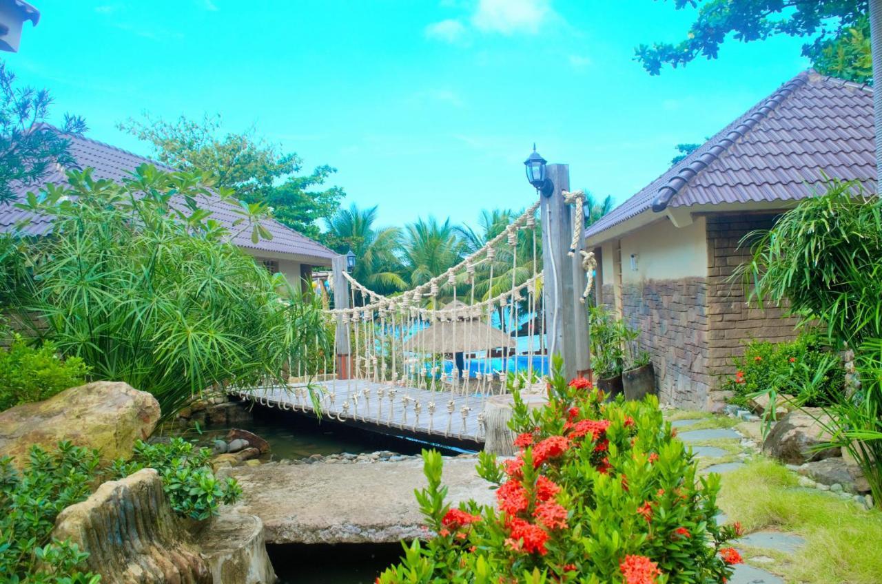 Deluxe Bungalow Garden View