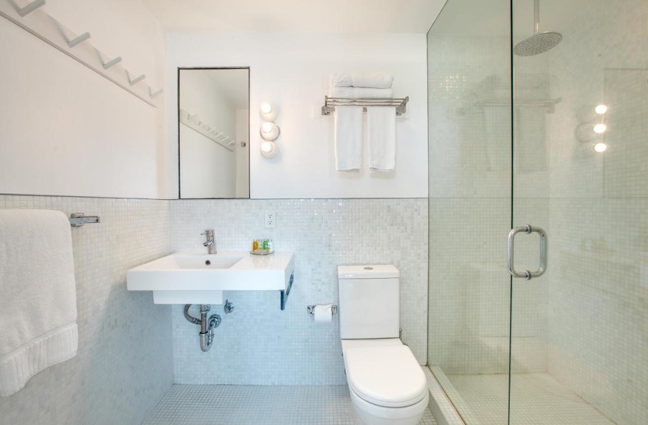 Suite con 1 Camera da Letto e Vista Oceano Frontale