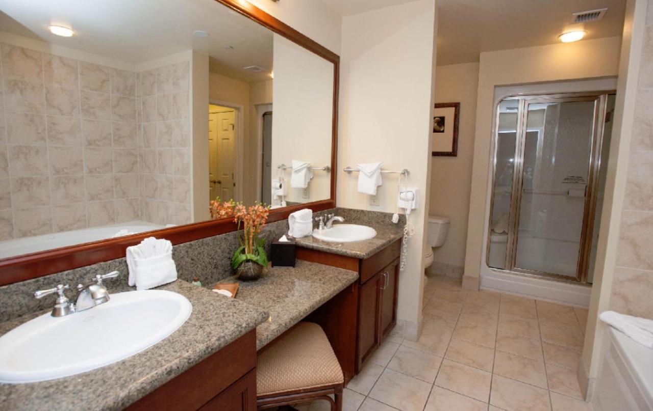 One Bedroom Bora Bora Full Kitchen