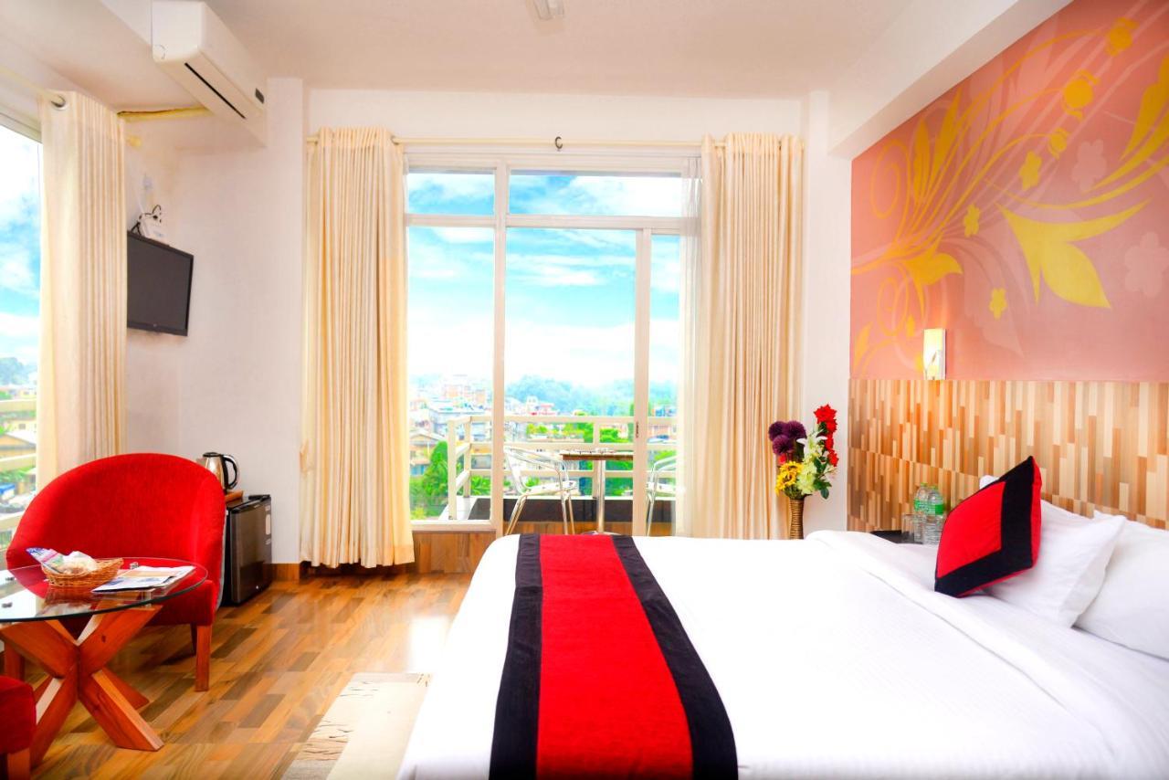 Super Deluxe Lake View Room