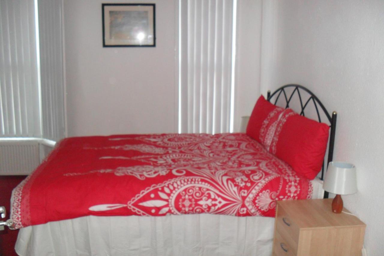 Budget Double Room,744042124:JPEG