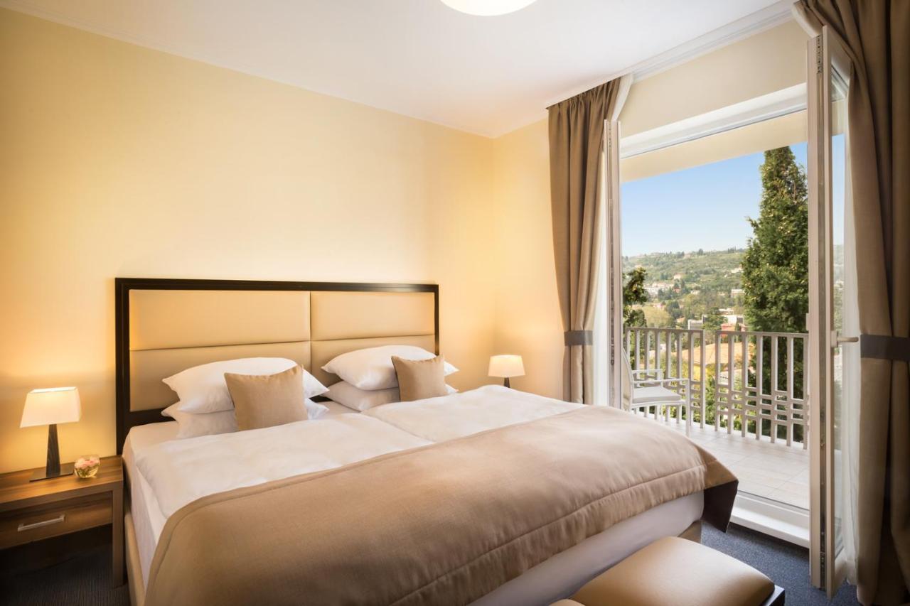 Suite Park View Balcony