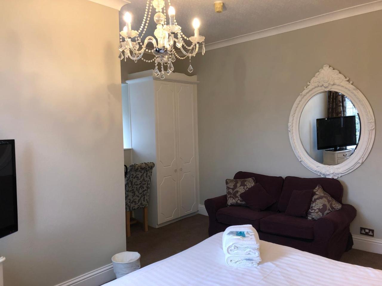 Kamer met Kingsize Bed en Privébadkamer