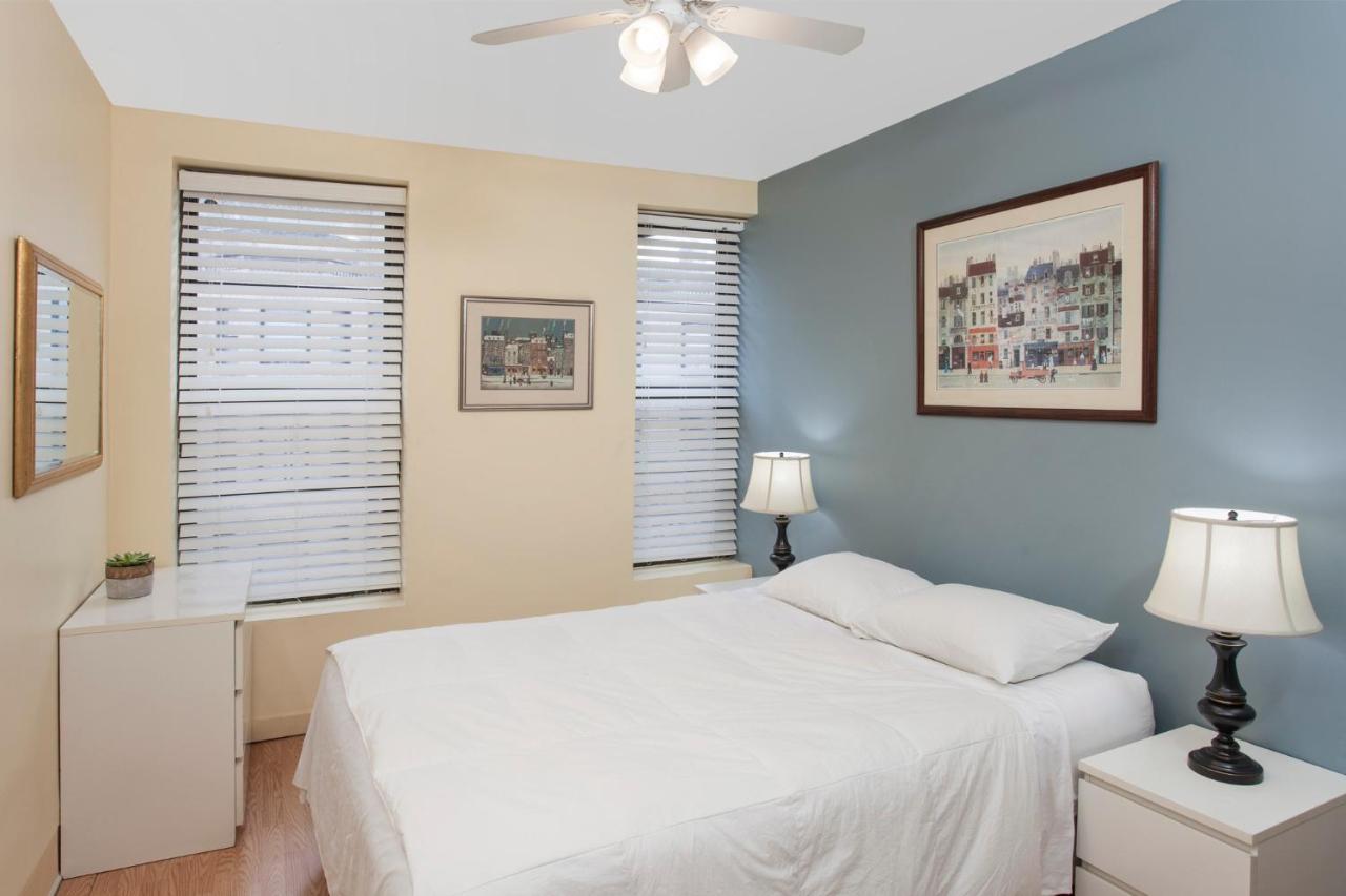 Privates Zimmer mit Queensize-Bett und Gemeinschaftsbad