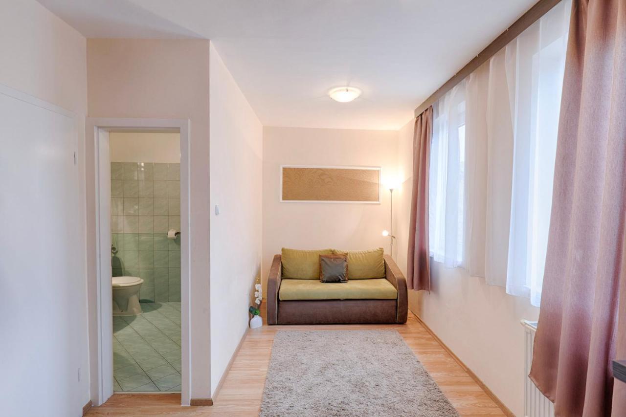 Small Double or Twin Room