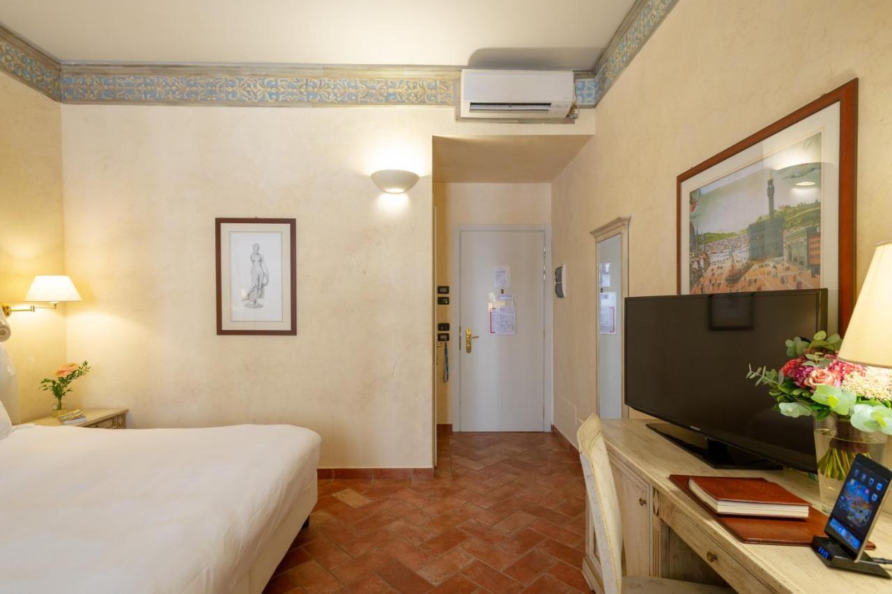 Superior Quadruple Room,749293634:JPEG