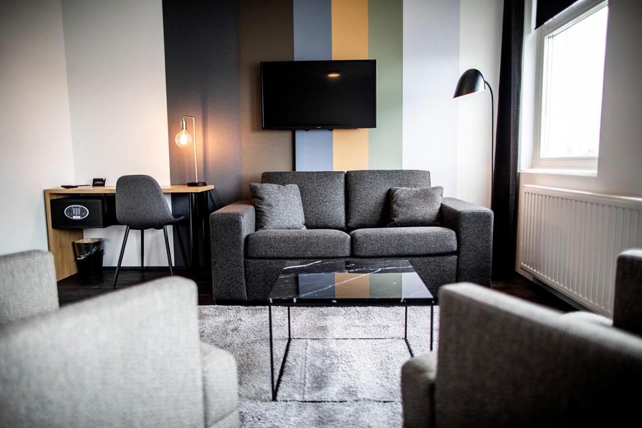 Small Family Suite