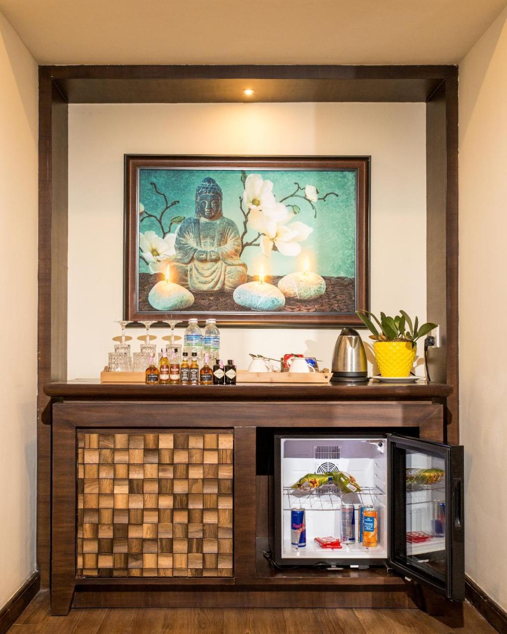 Executive Suite on Food Beverages on Spa