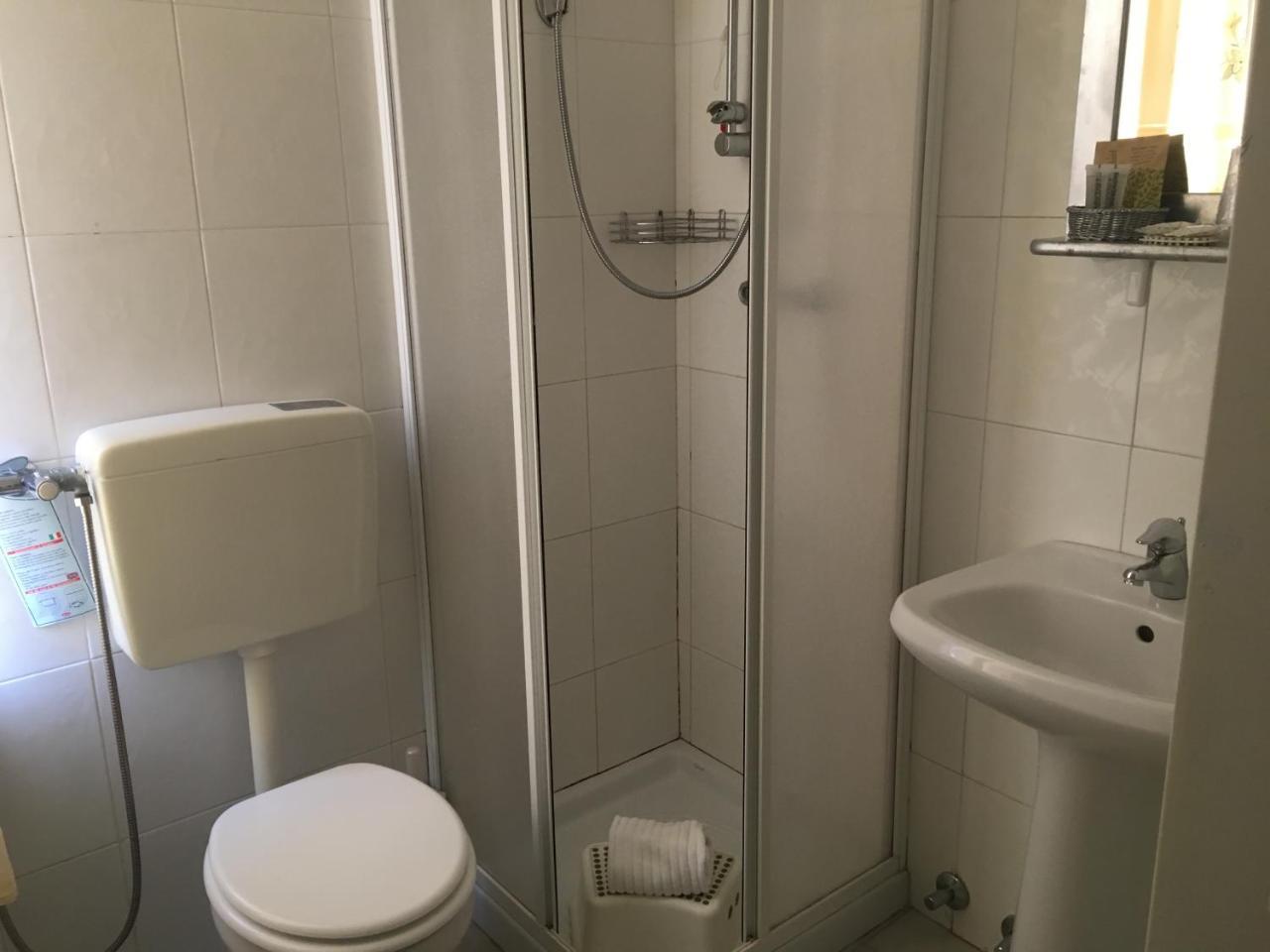 Habitación Doble Pequeña