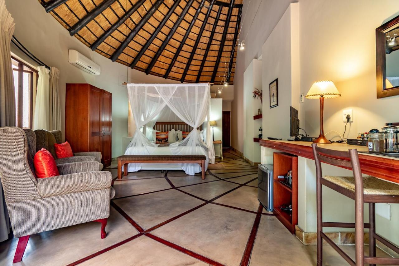 Luxury King Suite