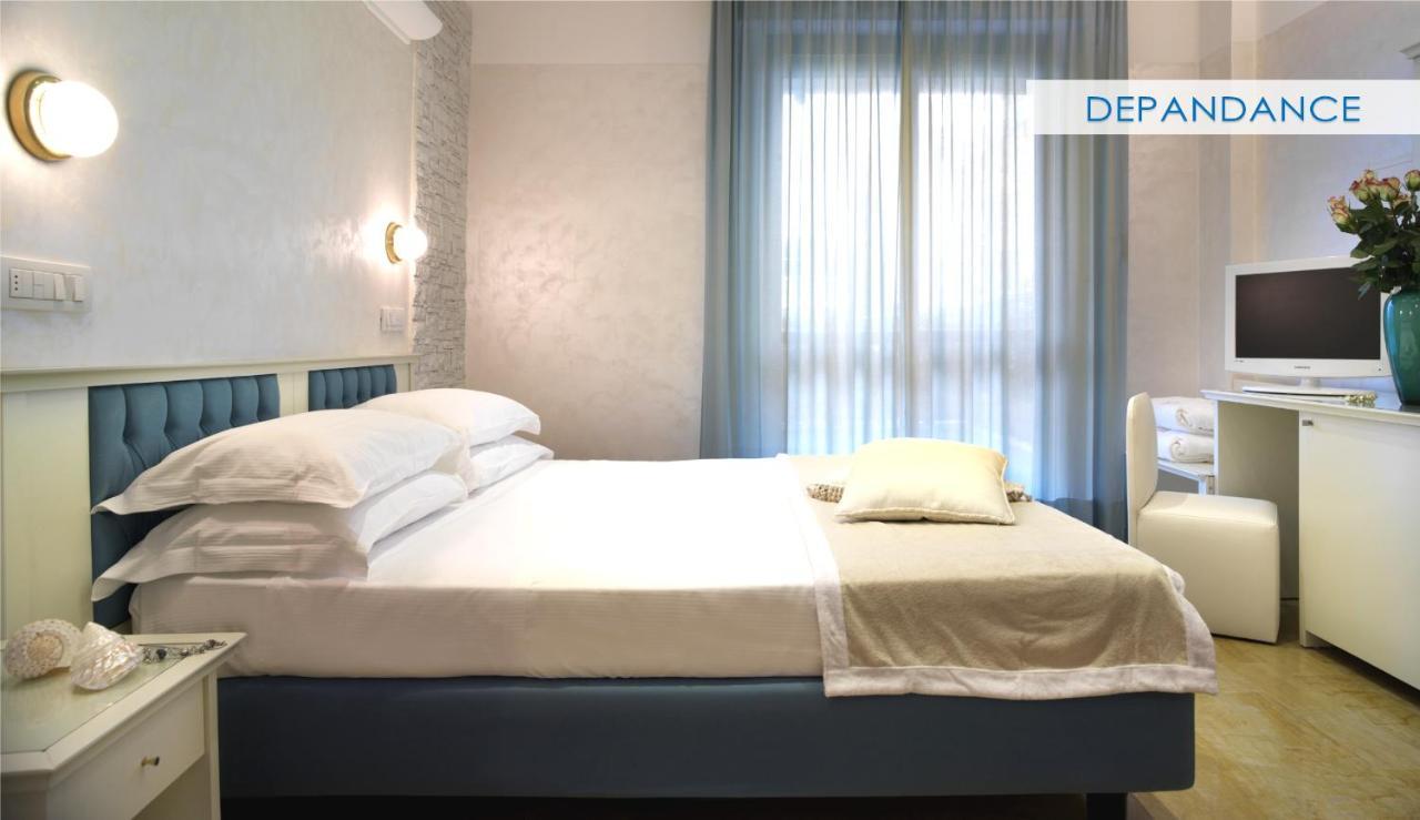 Quarto com Cama de Casal ou 2 de Solteiro - Anexo
