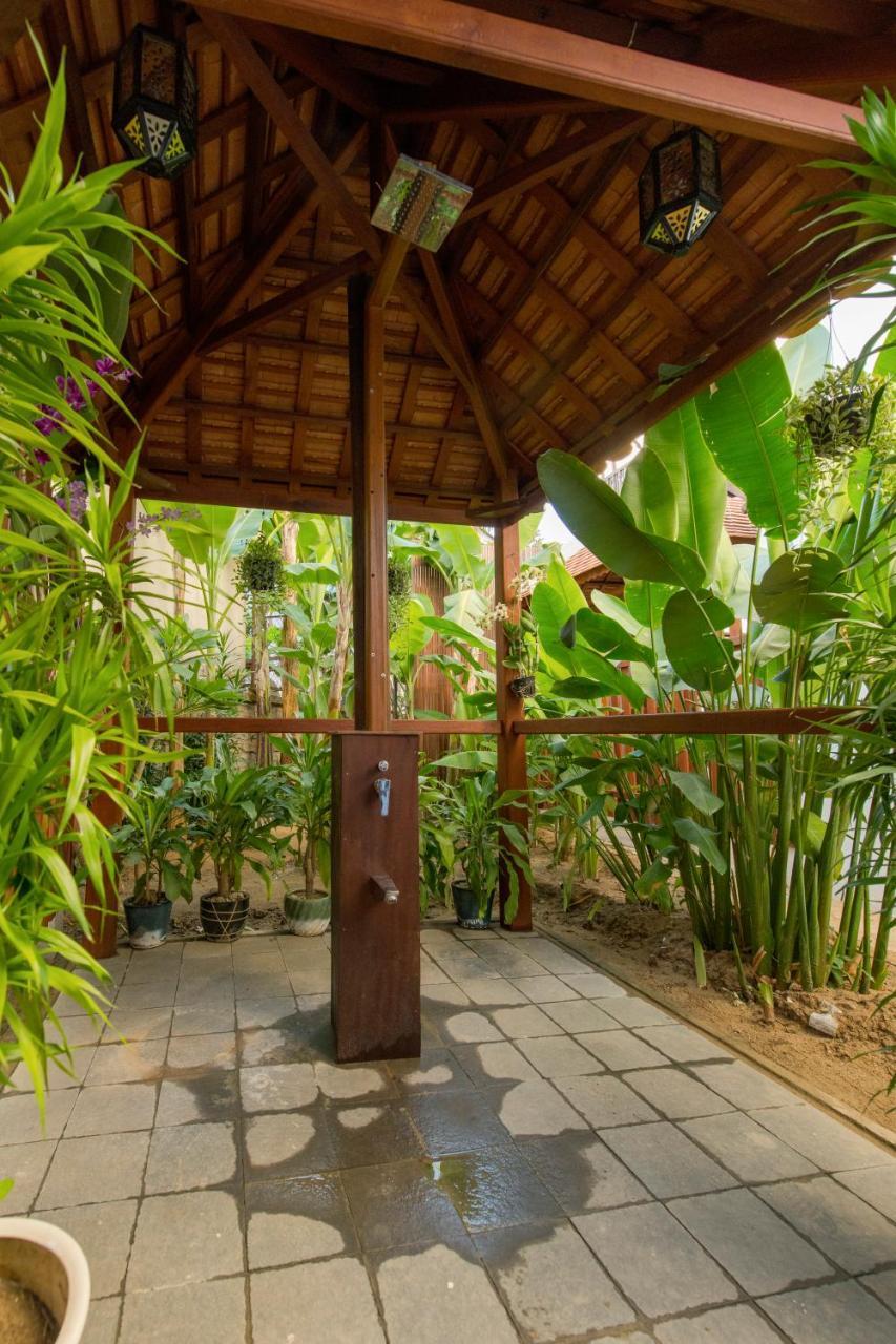 Double or Twin Room Private External Bathroom