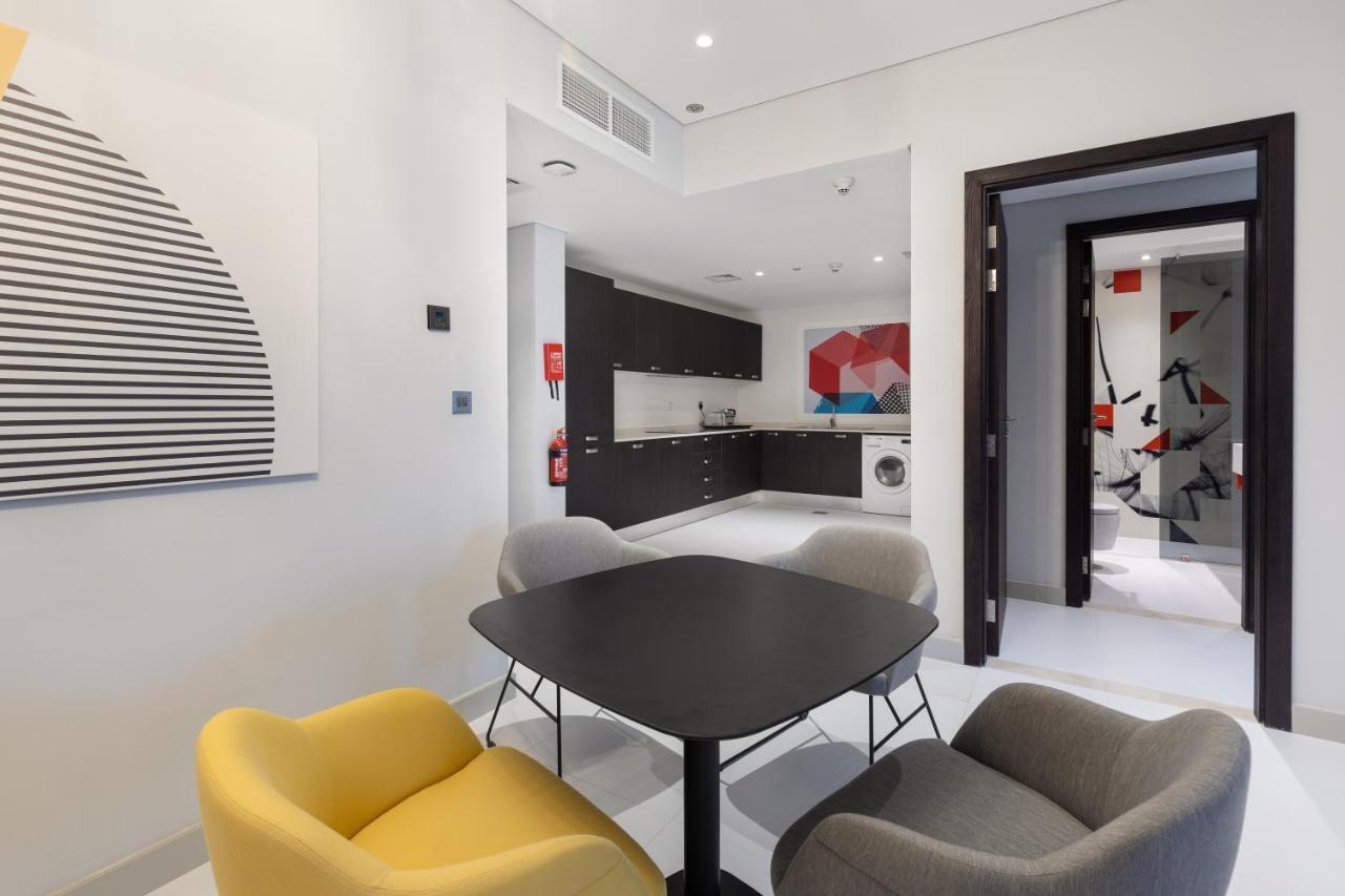 Urban One Bedroom Apartment,1282572901:JPEG