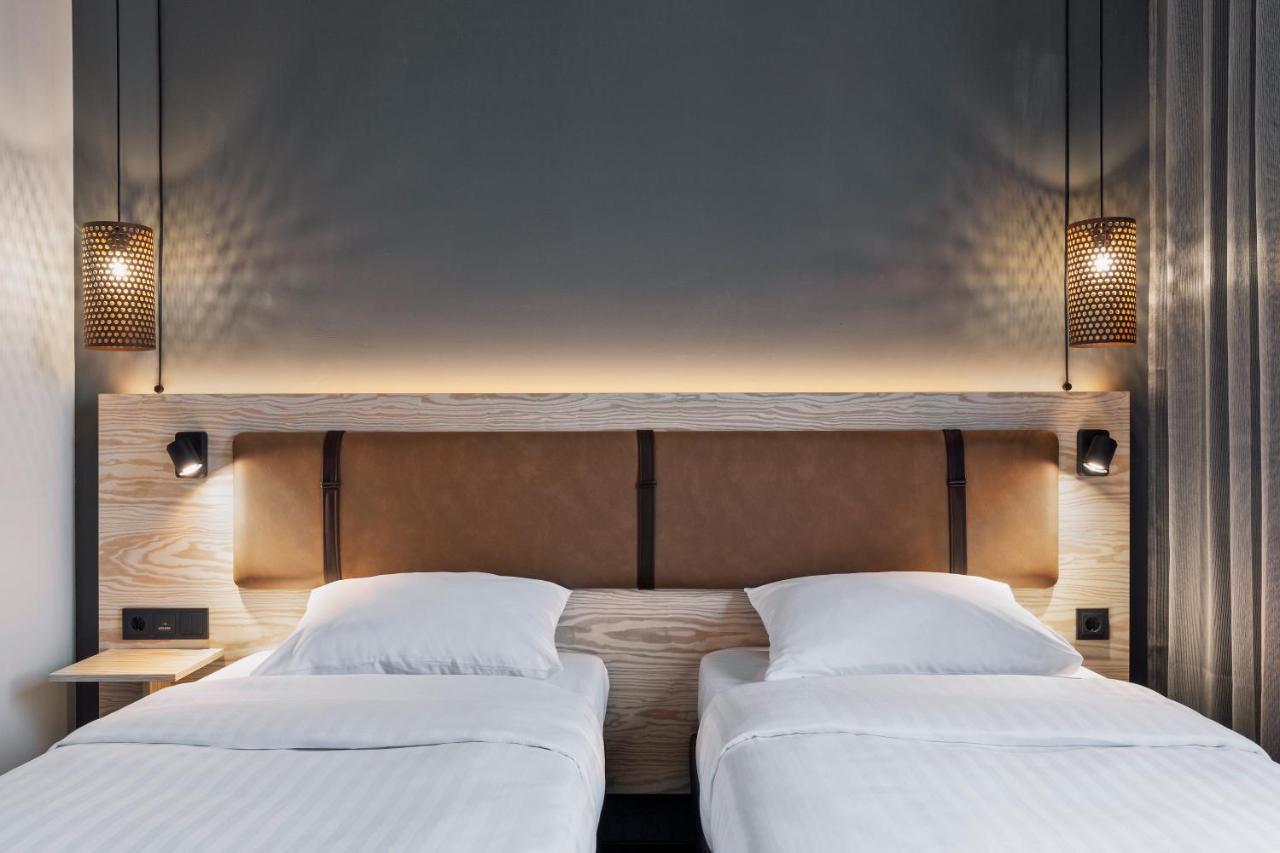 Moxy Tweepersoonskamer met 2 Aparte Bedden