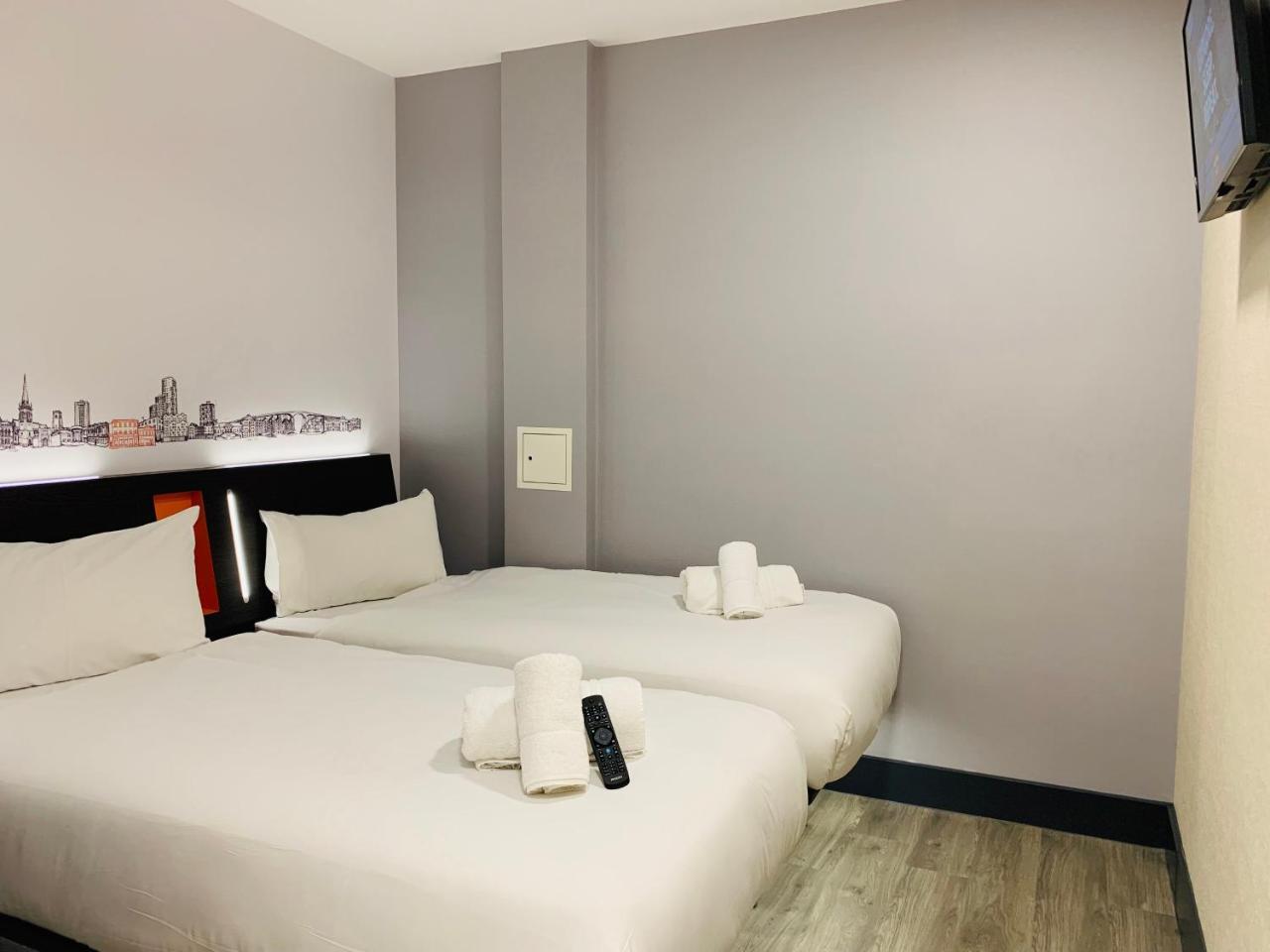 Twin Room without Window