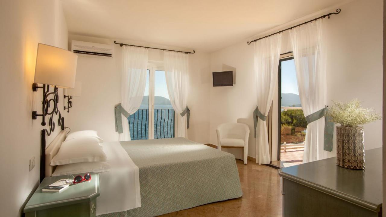 Deluxe Double Sea View