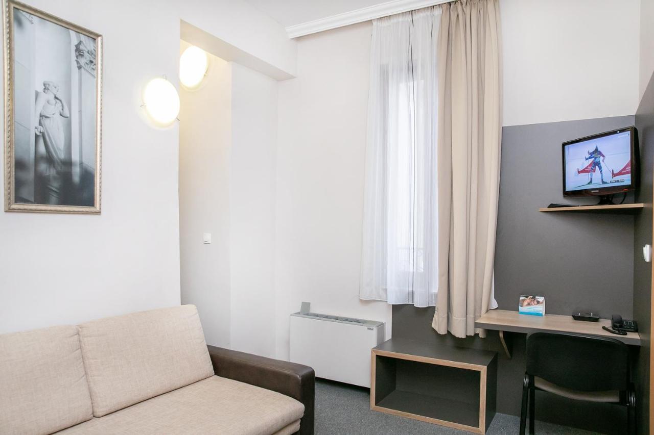 One-Bedroom Suite