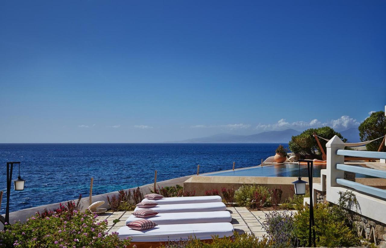 1 Bedroom Waterfront Villa Private Pool 350 meters from main hotel