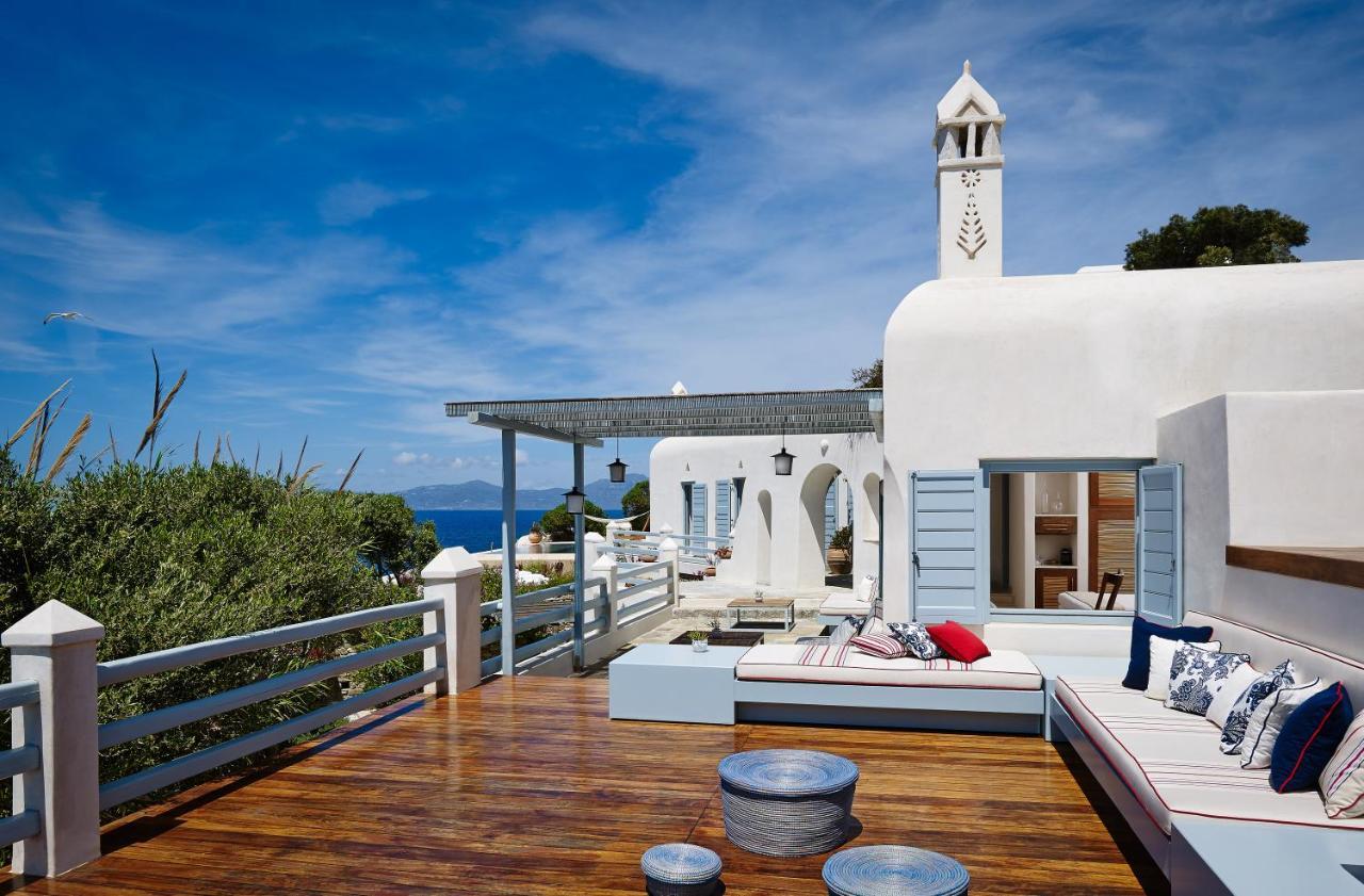 Waterfront Suite Private Sundeck 350 meters from the main hotel