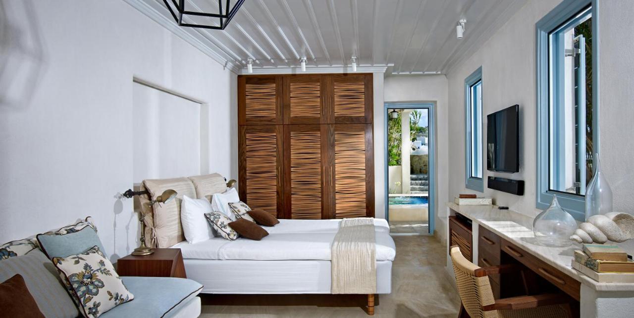 Waterfront Suite Private Whirlpool 350 meters from the main hotel