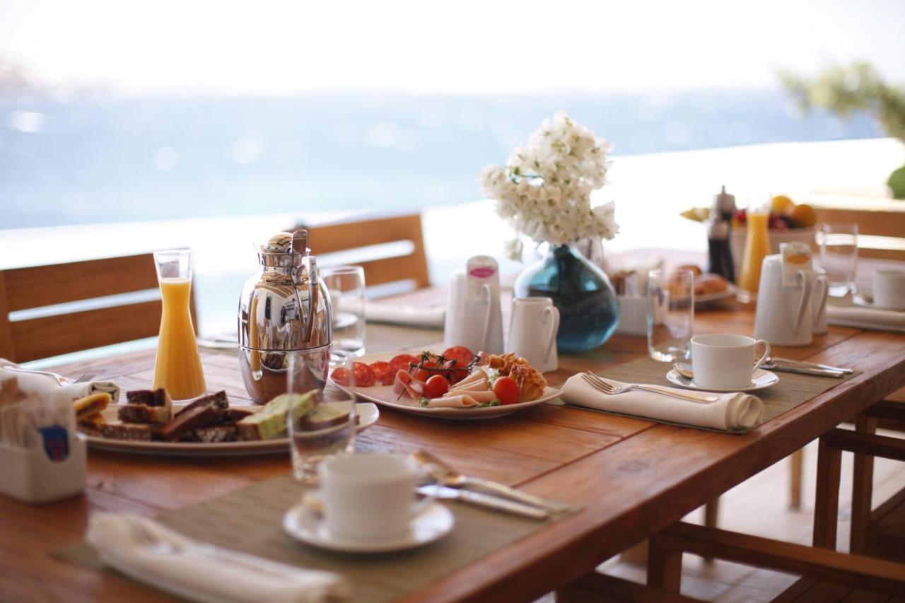 1 Bedroom Waterfront Villa Private Pool 350 meters from main hotel