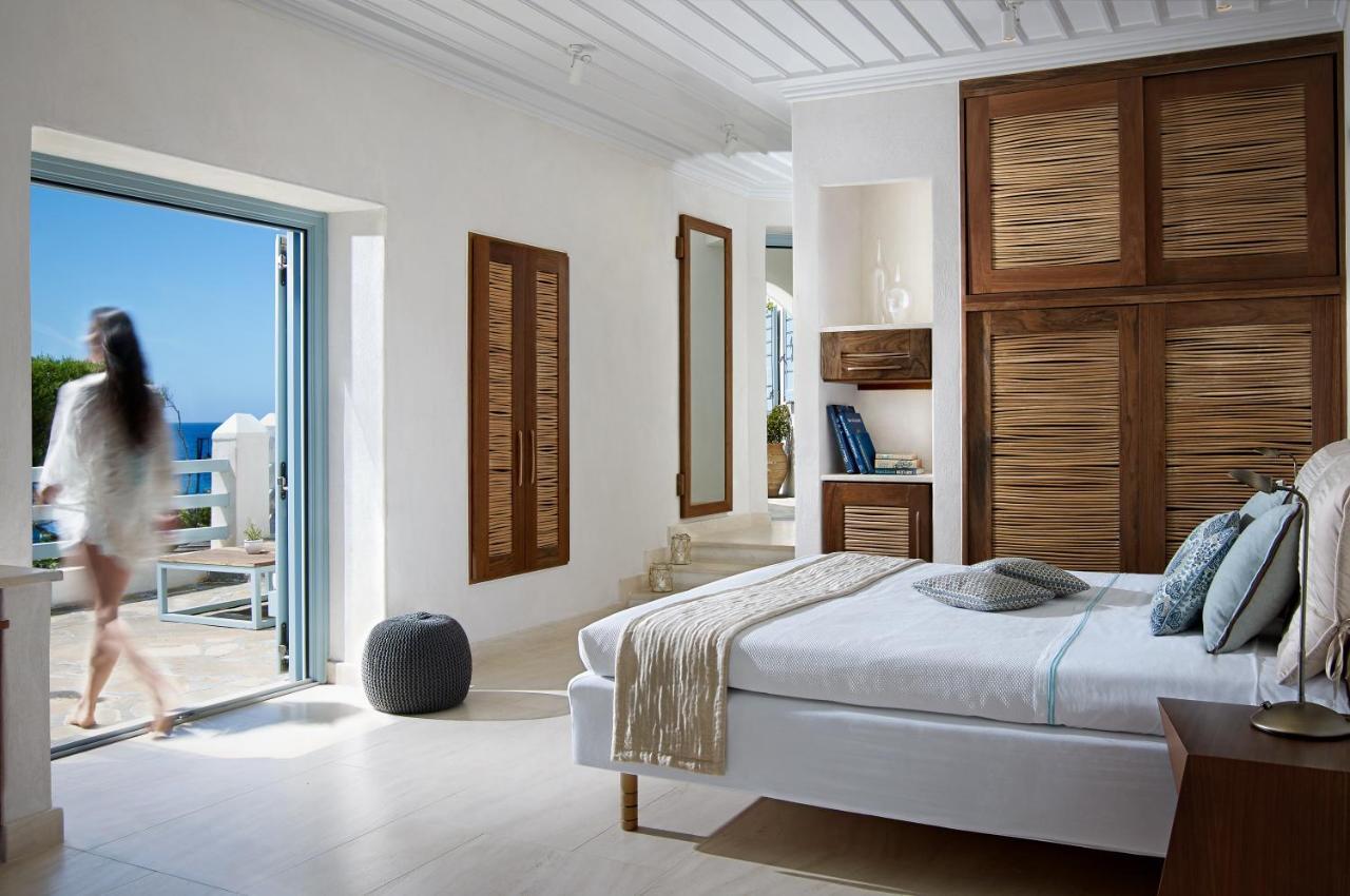 Waterfront Suite Private Sundeck 350 meters from the main hotel