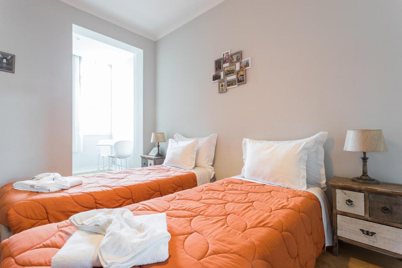 Twin Room with Private Bathroom,379865887:JPEG