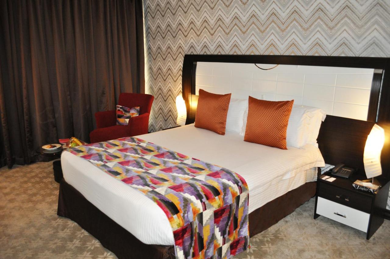 Superior Room with Skyline View