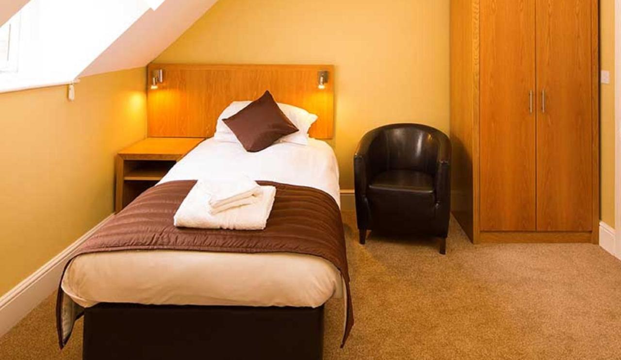 Standard Single Room,710262262:JPEG