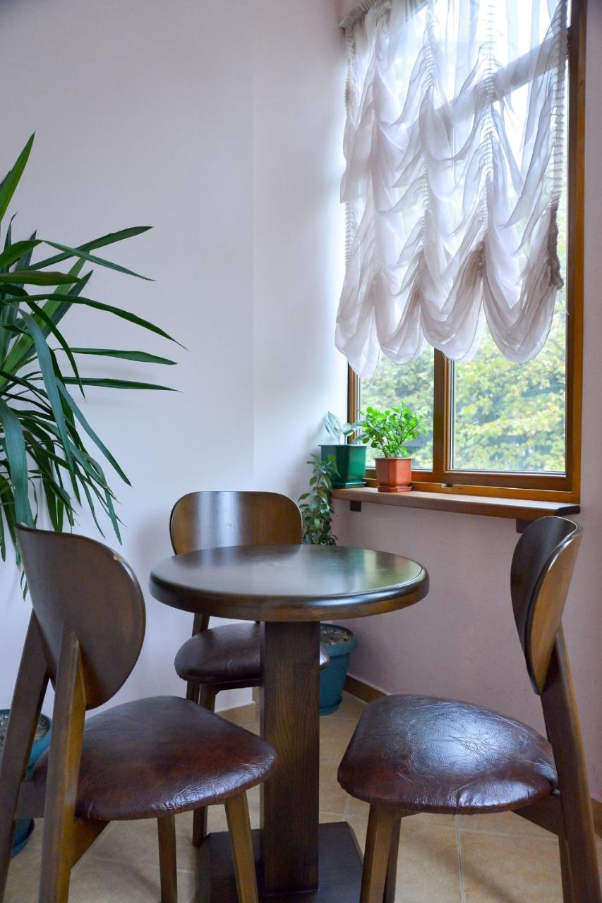 Zweibettzimmer mit Stadtblick