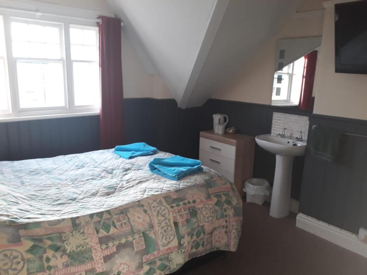 Double Room,763217620:JPEG