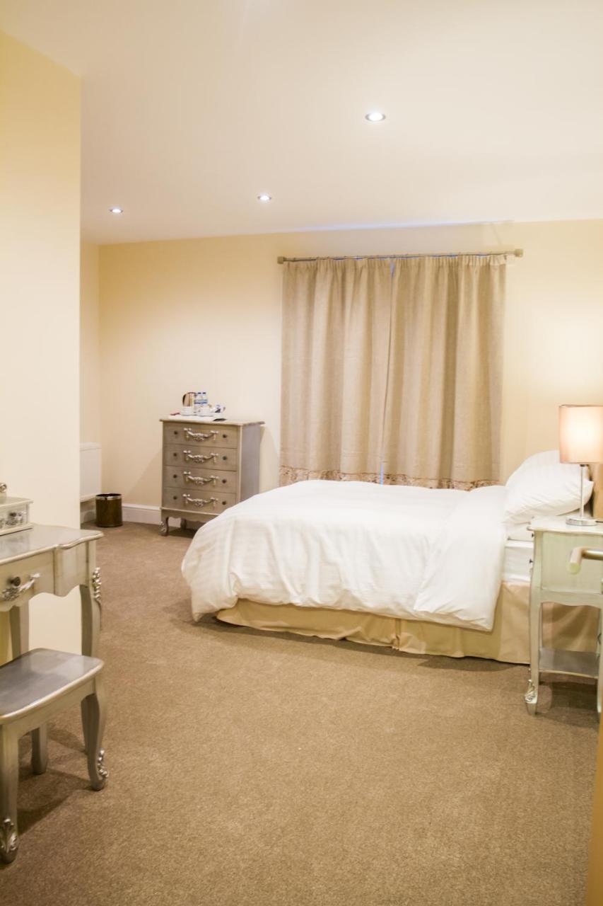 Double Room Private Bathroom