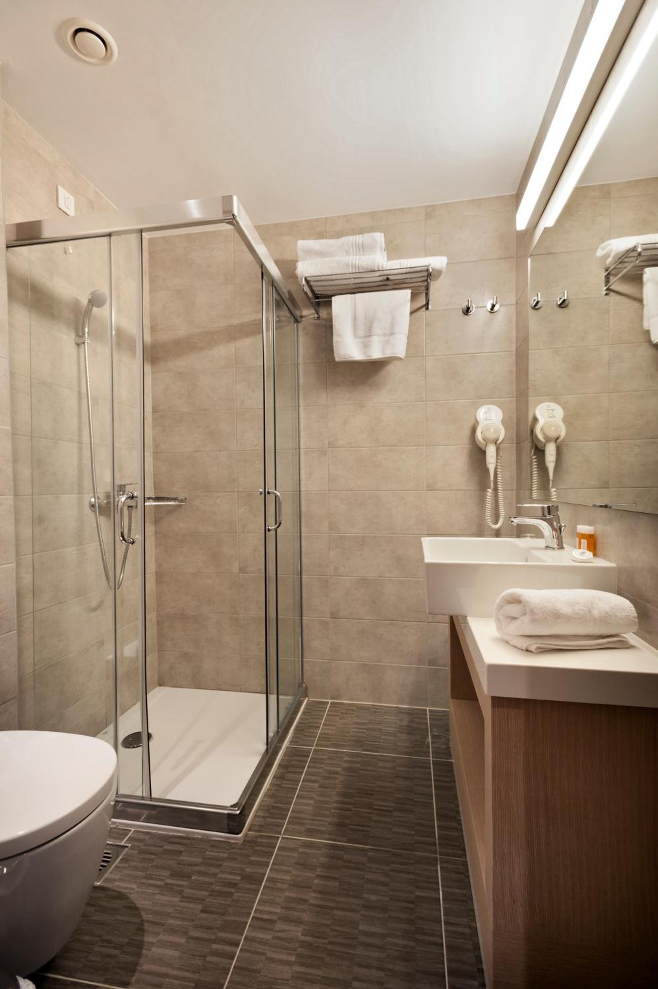Economy Twin Room