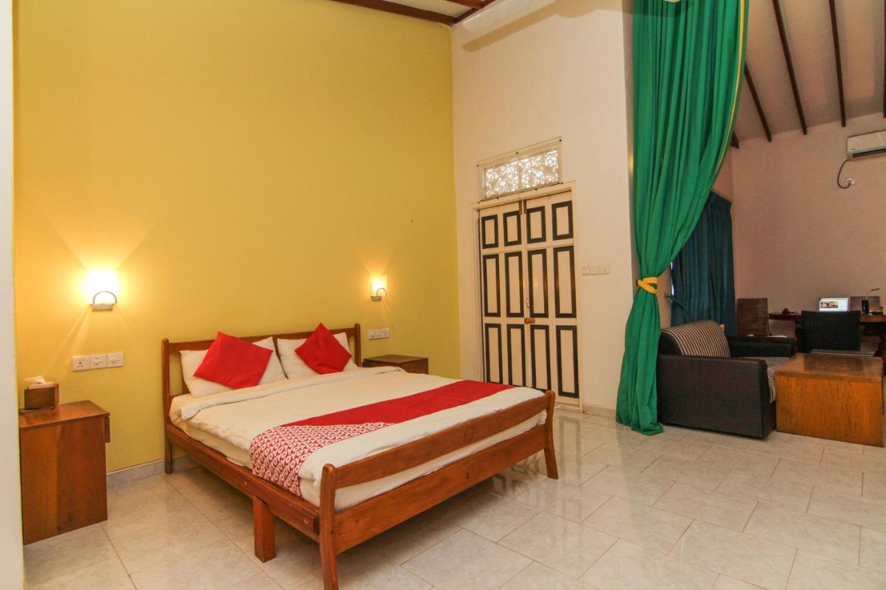 Deluxe Double  Room With Free Airport Pick up