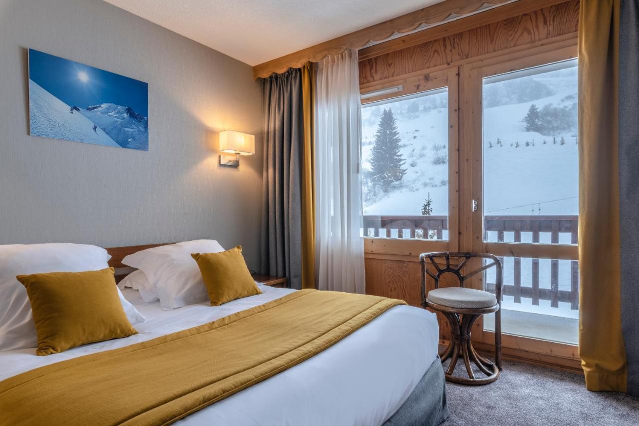 Double Room Mountain View
