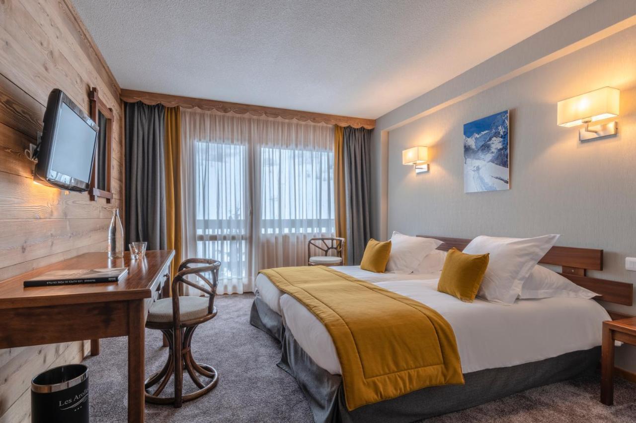 Double Room Mountain View