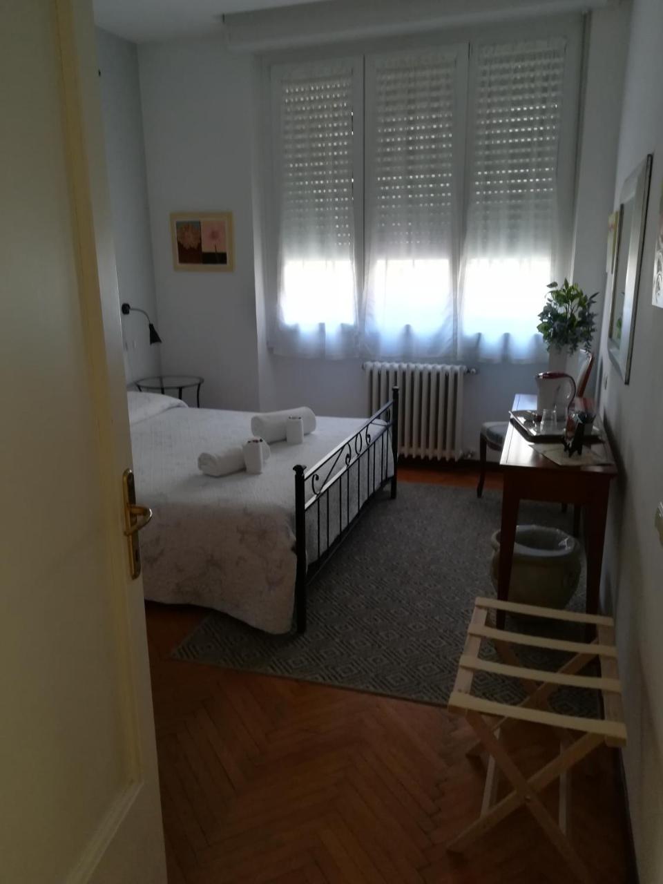 Double Room Private External Bathroom