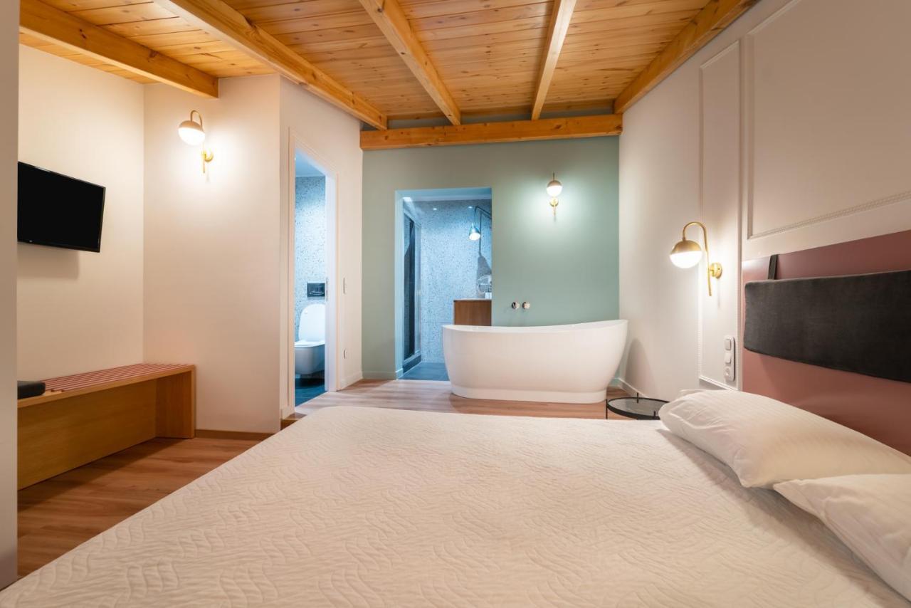 Suite Bath