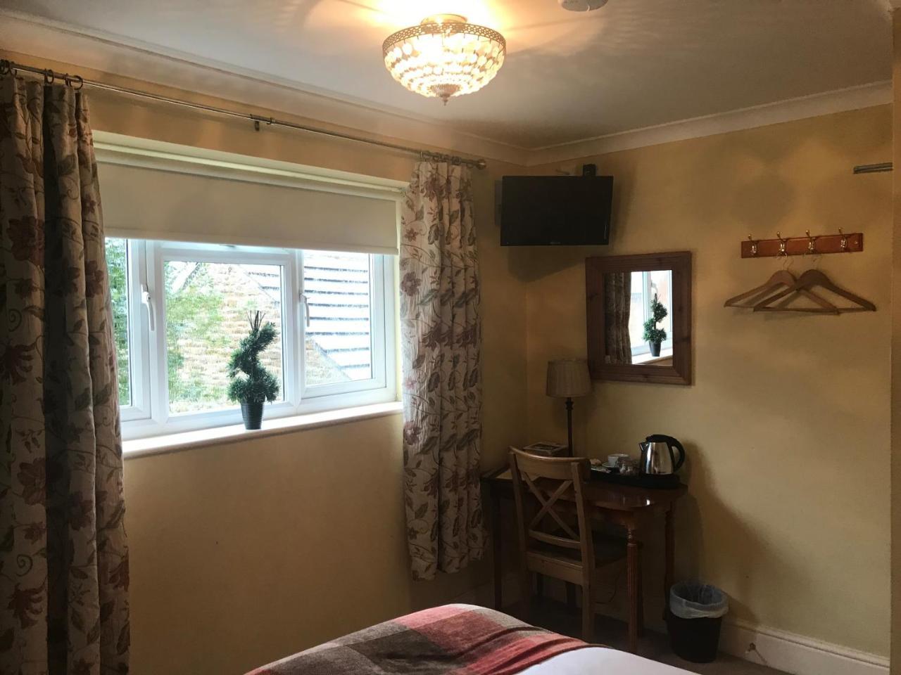 Standard King Room