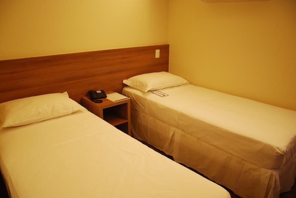 Zweibettzimmer