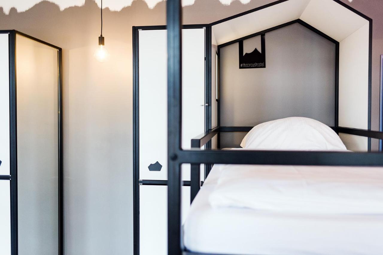 Bed 10-Bed Mixed Dormitory Room