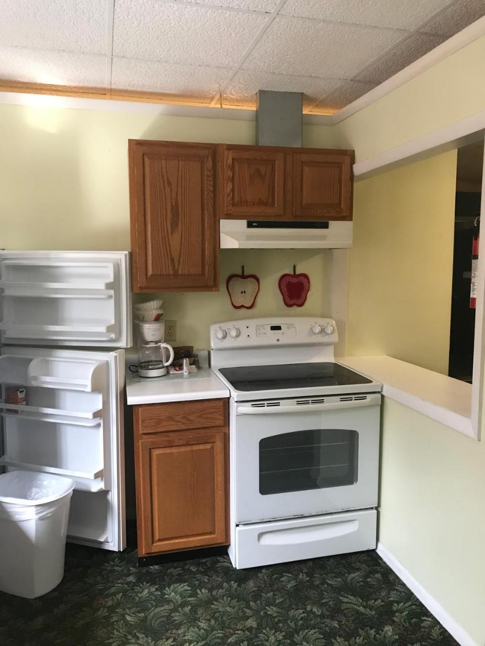 Deluxe Queen Suite